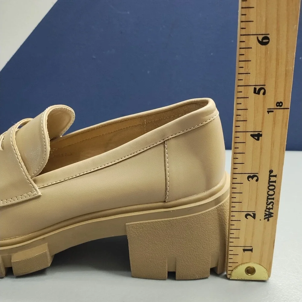 Cushionaire Pierce Platform Lug Loafers Womens 7W Tan Synthetic Memory‎ Foam EUC